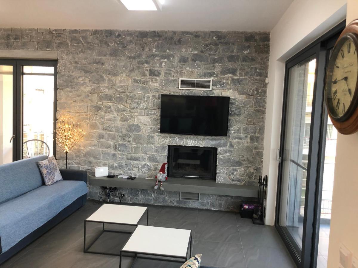 Elion Luxury Apartments كالاماتا المظهر الخارجي الصورة